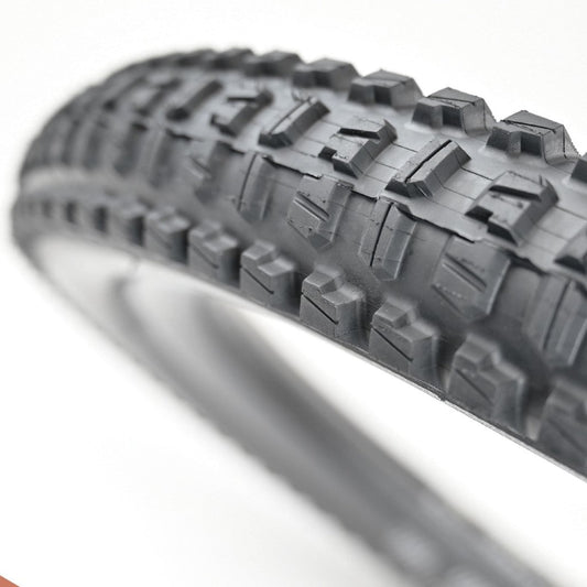 E*thirteen LG1 Plus All-Terrain Tire/Gen3/Enduro/27.5"/2.4/Dual Ply Apex/Plus Compound