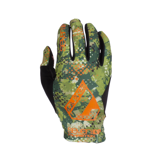 https:/geonatlife.bdcacloud.info/data/7305-65-XXX_7iDP_TRANSITION_GLOVE_ORANGE-CAMO-BLACK.png?v=1680544100