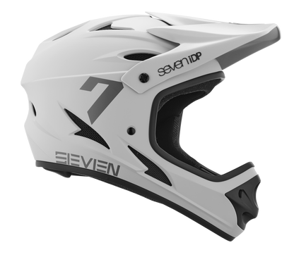 7IDP M1 HELMET