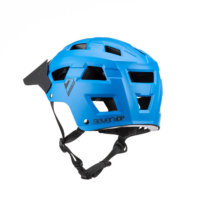 7IDP M5 HELMET